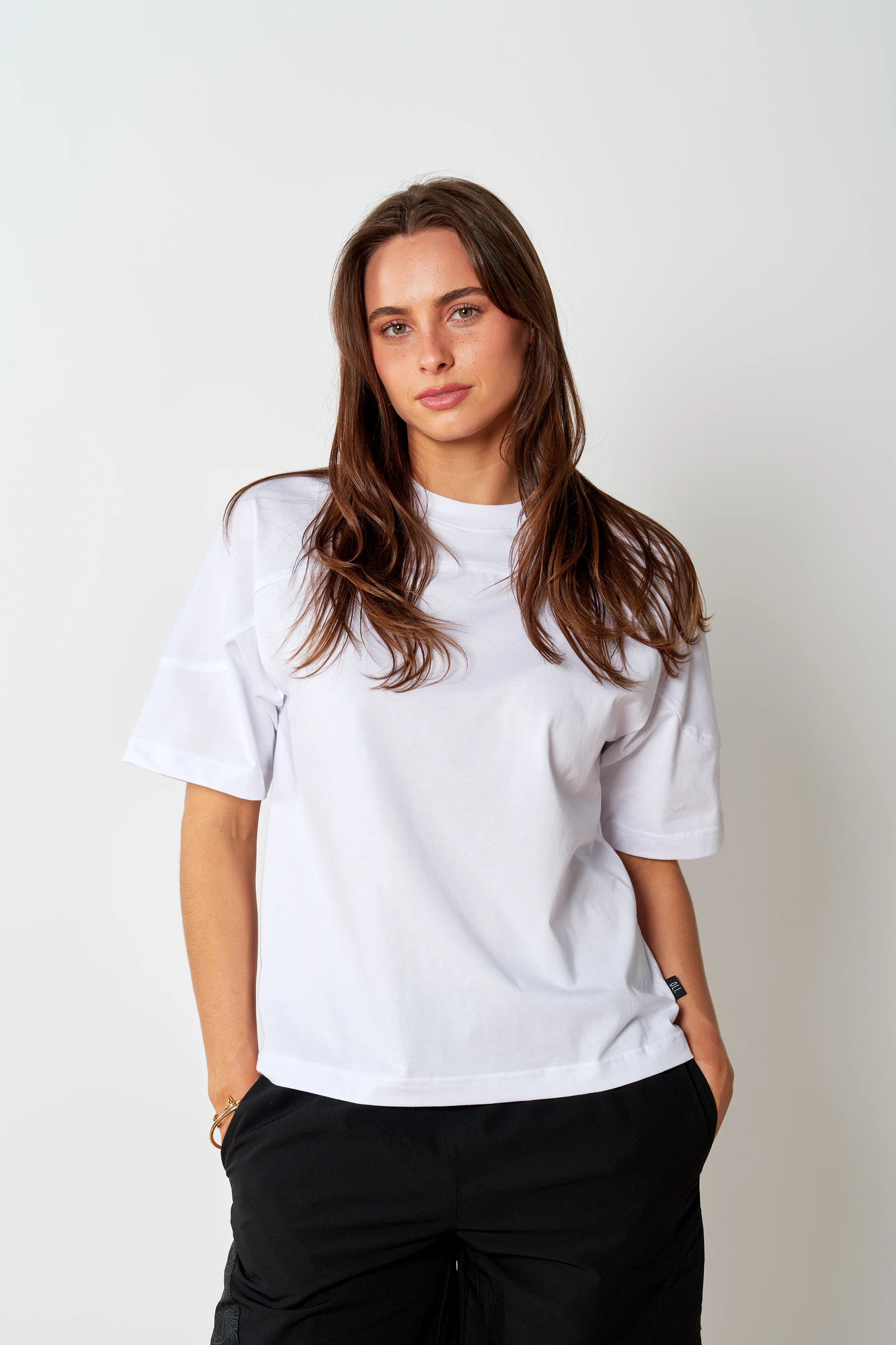 Active Box T - White - Image 6