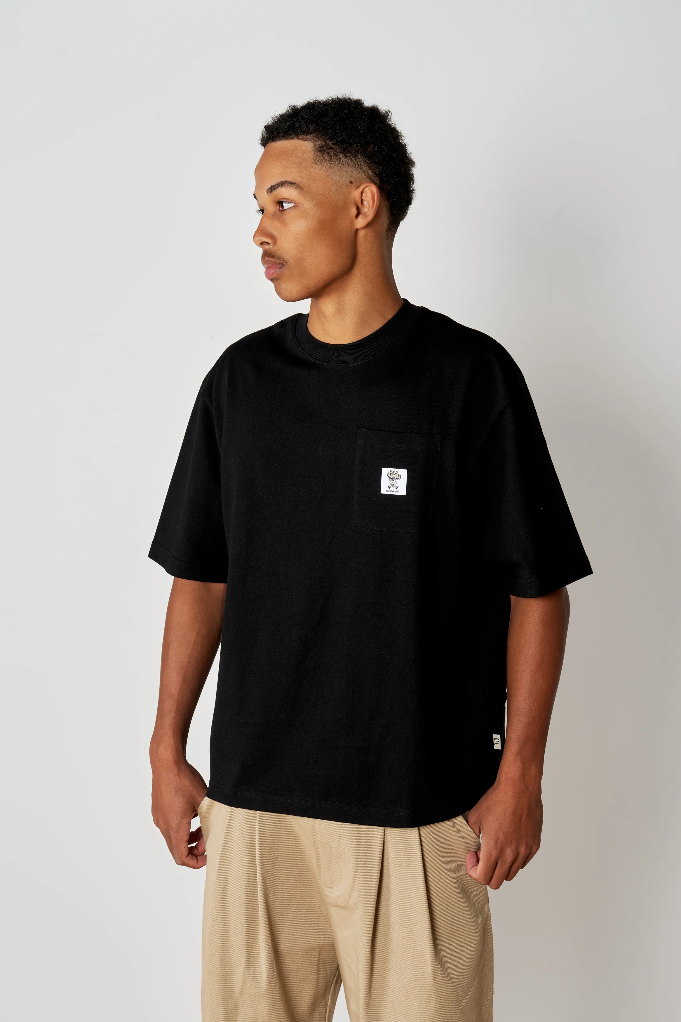 Heavyweight Pocket T - Black - Image 3