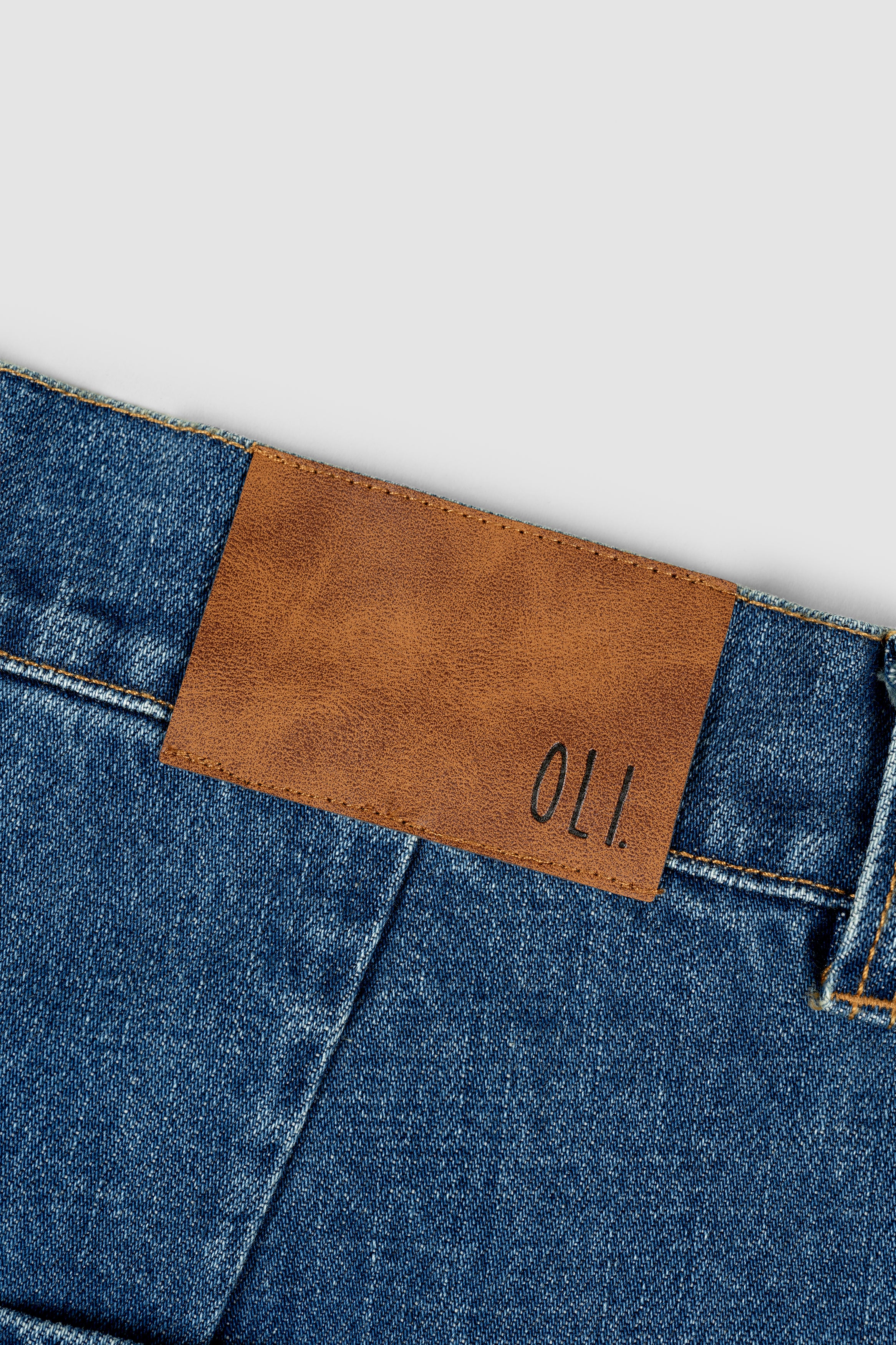Pleated Denim Short - Indigo - Image 8