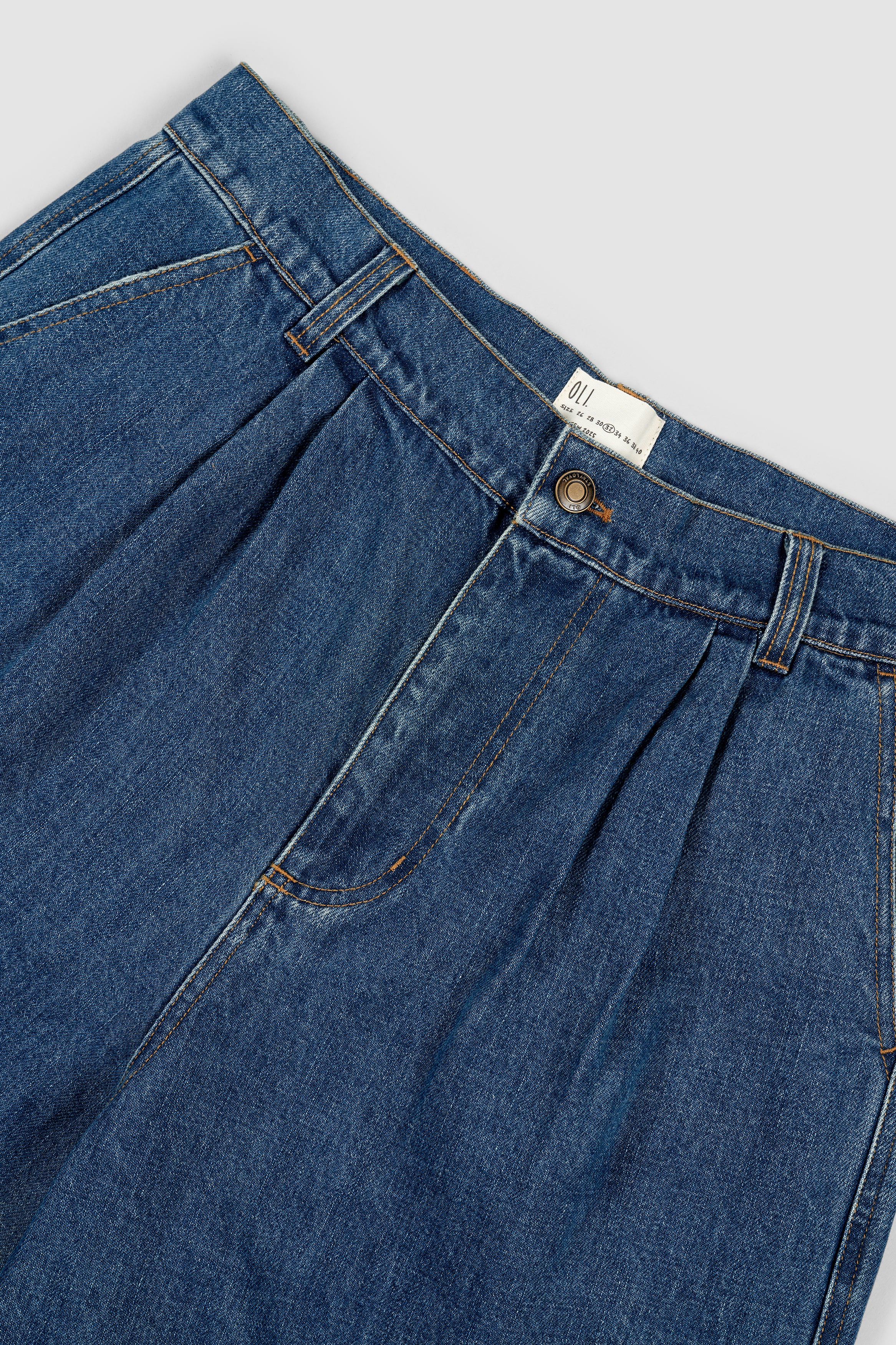 Pleated Denim Short - Indigo - Image 9