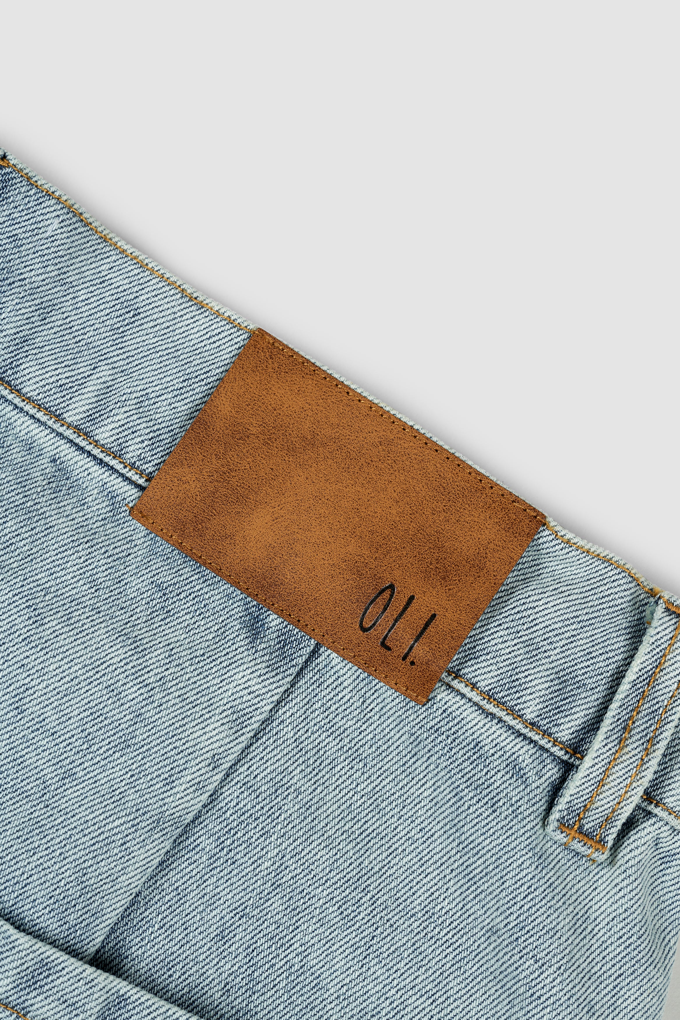 Pleated Denim Short - Washed Blue - Image 11