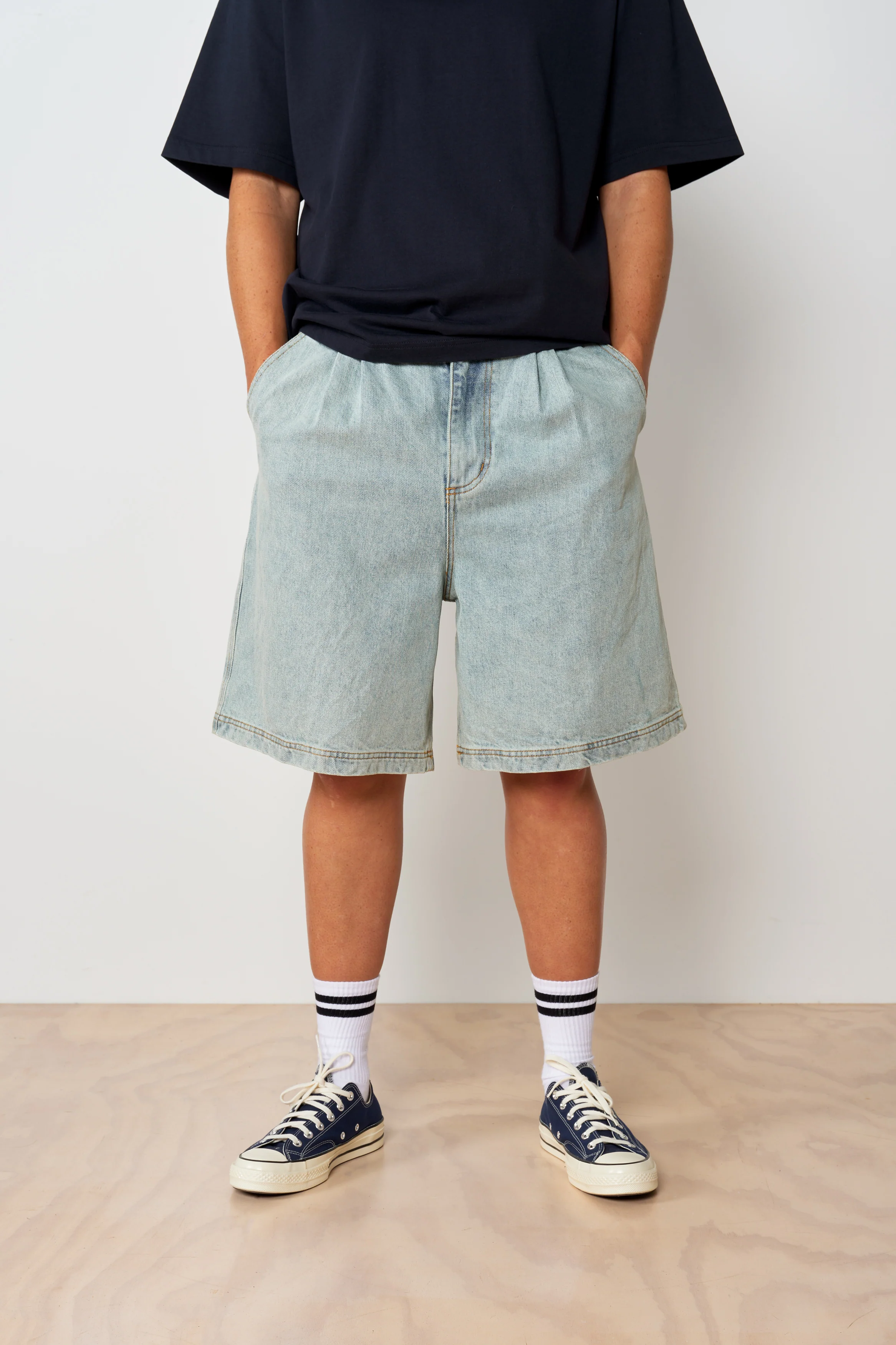 Pleated Denim Short - Washed Blue - Image 4