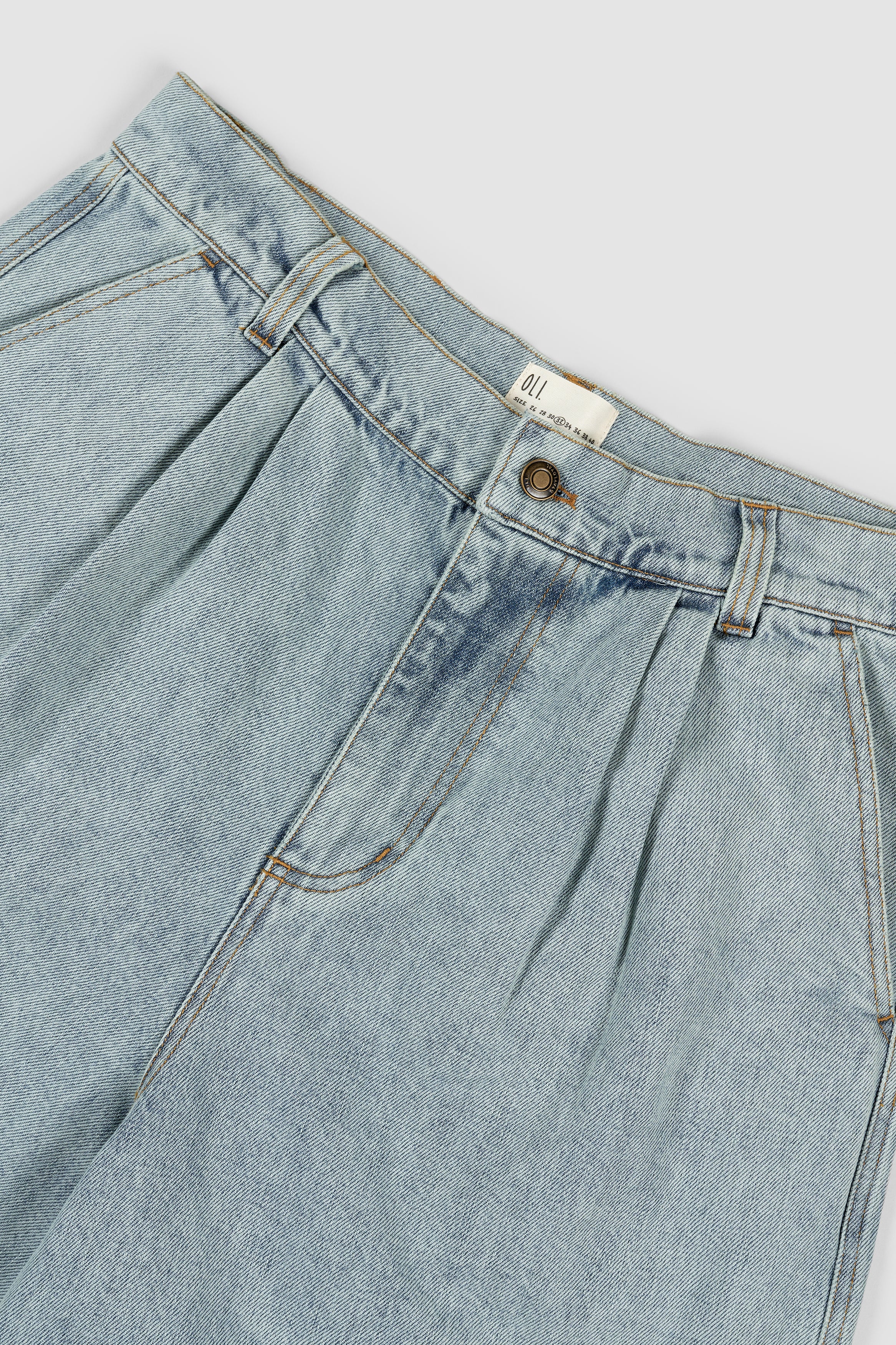 Pleated Denim Short - Washed Blue - Image 6