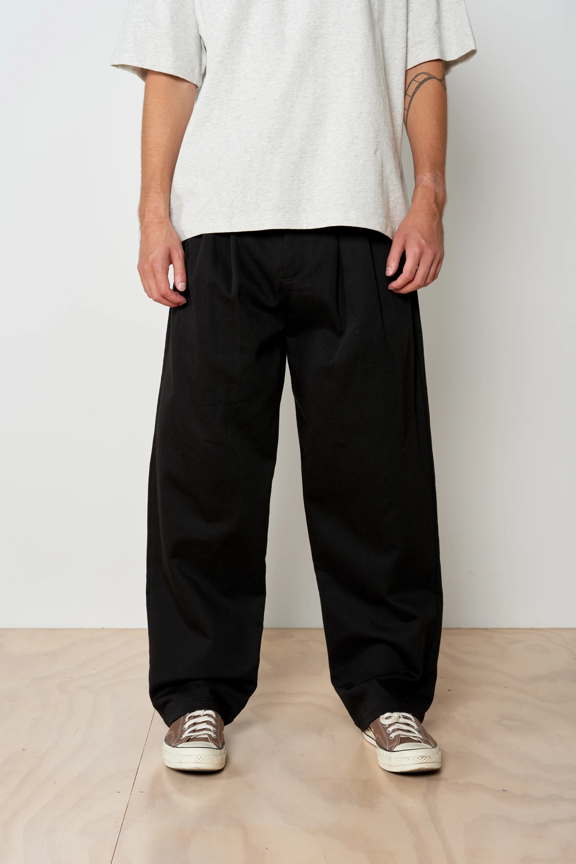 Pleated Pant - Black - Image 5